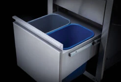 Napoleon Cajonero Doble Cubo De Basura Y Rollo De Papel 8 Napoleon Cajonero Doble Cubo De Basura Y Rollo De Papel -Biohort || Napoleon || Weber Tienda de ventas Built In Components Details WasteBaskets