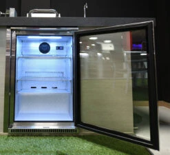 Nevera De 120 Lt. Acero Inoxidable Para Exterior -Biohort || Napoleon || Weber Tienda de ventas Nevera de 120 lt Acero Inoxidable para Exterior 7C